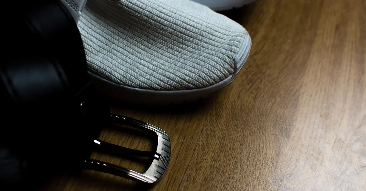 Comparatif : Sneakers vs. Chaussures classiques