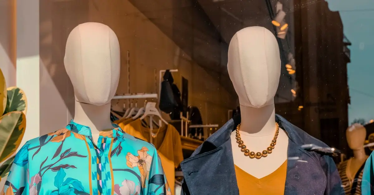 Les tendances mode incontournables à suivre cette saison
