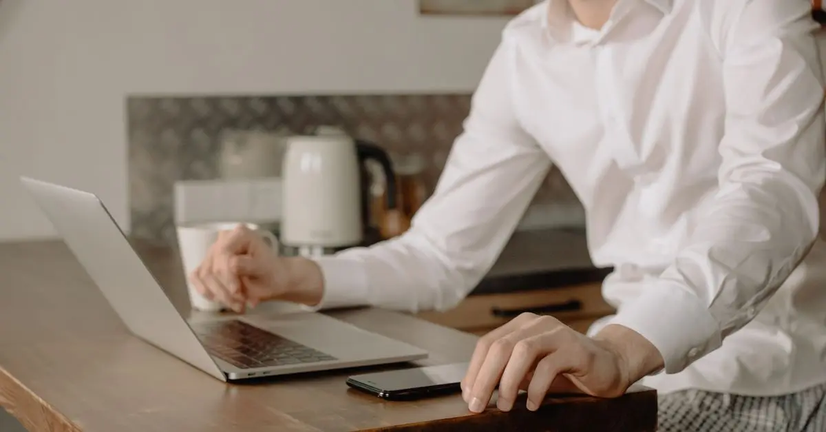 Bien choisir ses vêtements pour le télétravail